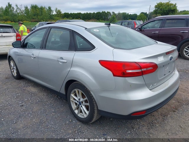 Ford FOCUS SE 2015 1FADP3F27FL342338 Image 3