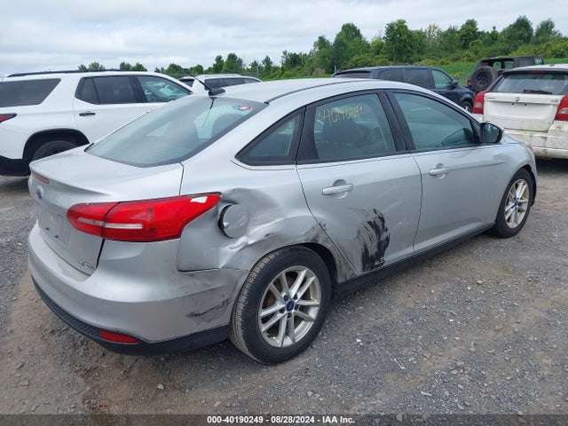 Ford FOCUS SE 2015 1FADP3F27FL342338 Image 4
