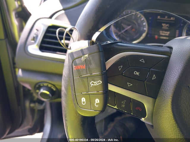 Chrysler 200 Limited 2015 1C3CCCAB0FN596720 Image 11