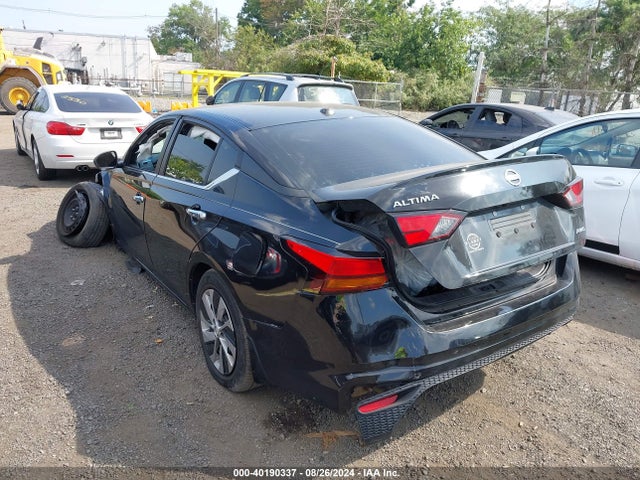 1N4BL4BW0LN310932 Nissan Altima S Intelligent Awd