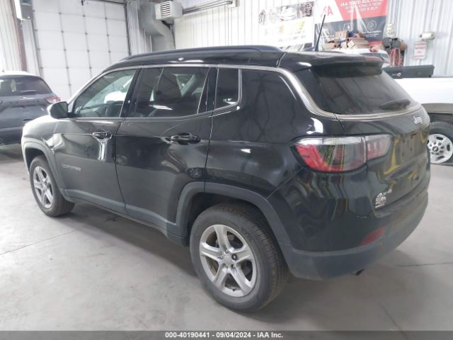 2023 JEEP COMPASS 3C4NJDBN4PT570065 Photo 2