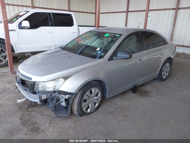 Chevrolet Cruze Ls Auto 2014 1G1PA5SH8E7283265 Image 2