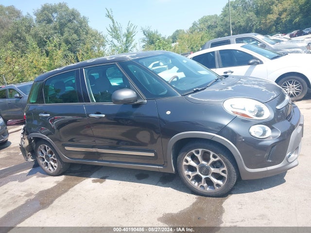 ZFBCFADH4EZ015091 Fiat 500L TREKKING