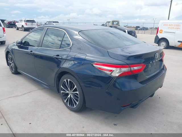 Toyota CAMRY SE 2018 4T1B11HK8JU674355 Image 3