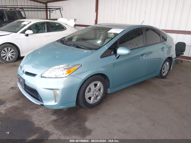 Toyota Prius Three 2015 JTDKN3DU7F1882716 Image 2