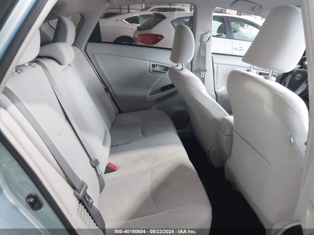 Toyota Prius Three 2015 JTDKN3DU7F1882716 Image 8