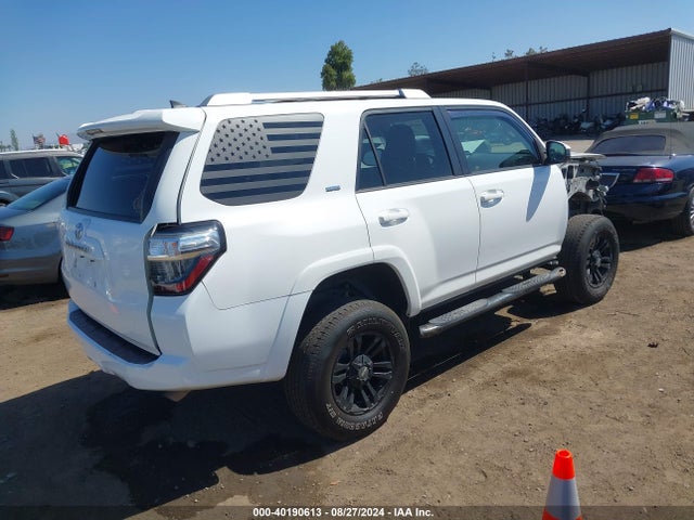 Toyota 4RUNNER SR5 2014 JTEBU5JR2E5172818 Image 4
