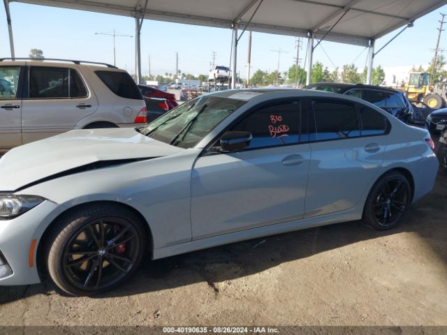 3MW69FF00R8E05477 BMW 3 Series 330i