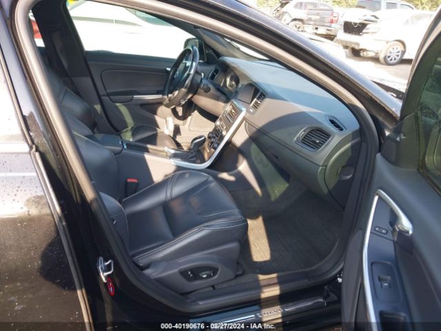 2015 VOLVO S60 YV149MFCXF2316237 Photo 4