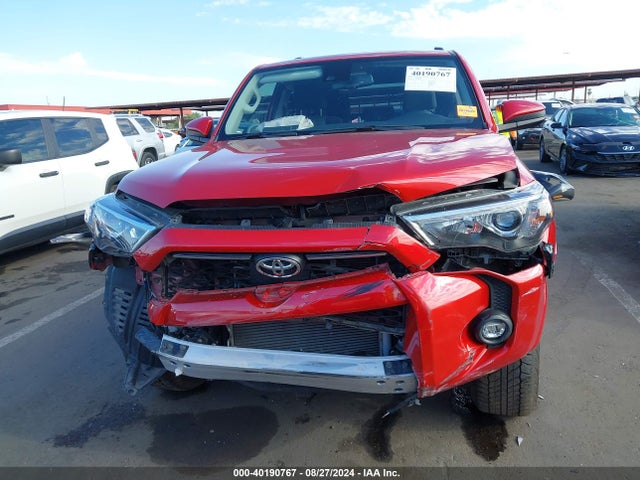 Toyota 4RUNNER SR5 2022 JTEMU5JR0N6044645 Image 12