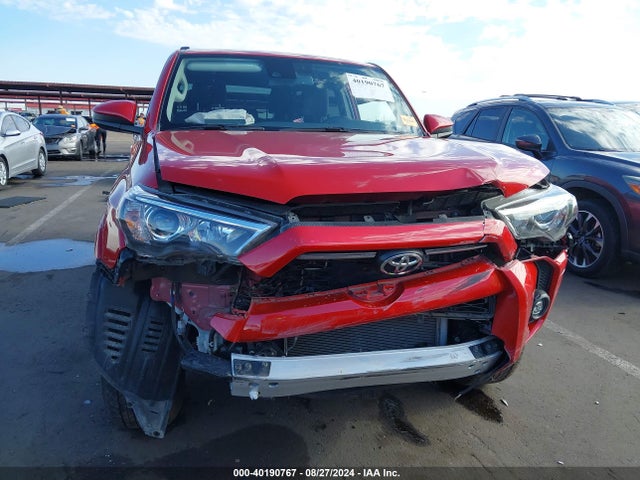 Toyota 4RUNNER SR5 2022 JTEMU5JR0N6044645 Image 6