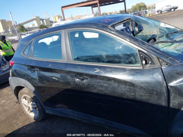 KM8K12AA2KU315639 Hyundai Kona Se