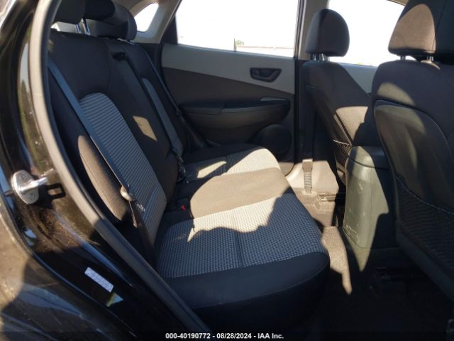 KM8K12AA2KU315639 Hyundai Kona Se