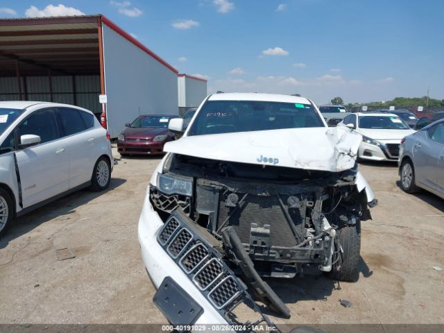 1C4RJEAG2LC244622 Jeep Grand Cherokee Laredo E 4x2