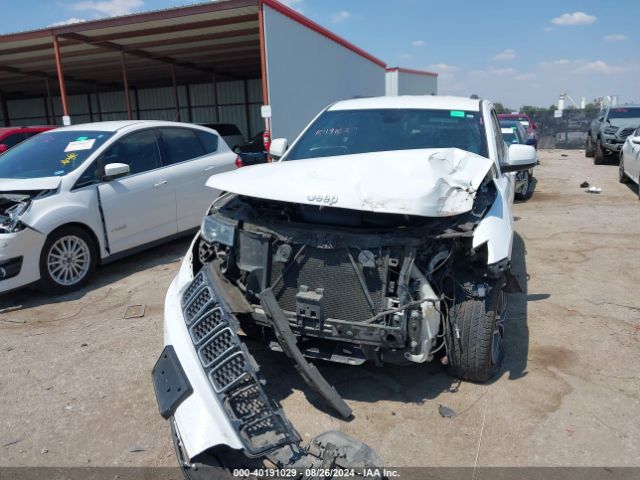 1C4RJEAG2LC244622 Jeep Grand Cherokee Laredo E 4x2