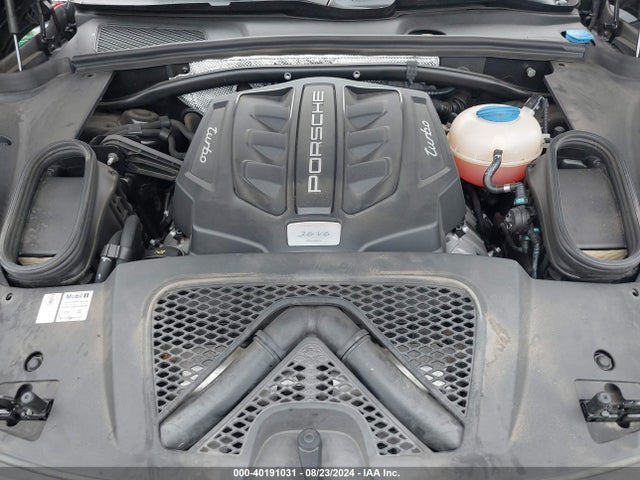 2017 PORSCHE MACAN WP1AF2A55HLB61459 Photo 9