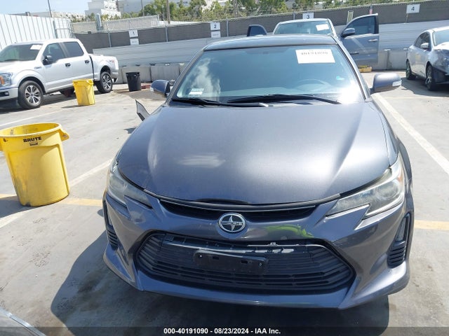 JTKJF5C77GJ016122 Scion TC