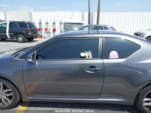JTKJF5C77GJ016122 Scion TC
