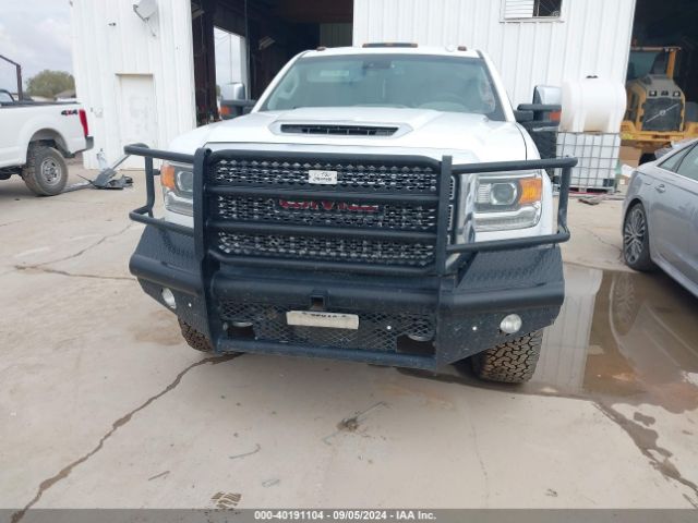 1GT12SEY9KF131873 GMC Sierra 2500hd Denali