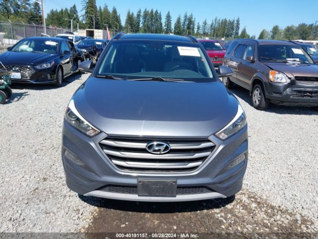 KM8J3CA22HU552970 Hyundai Tucson Value