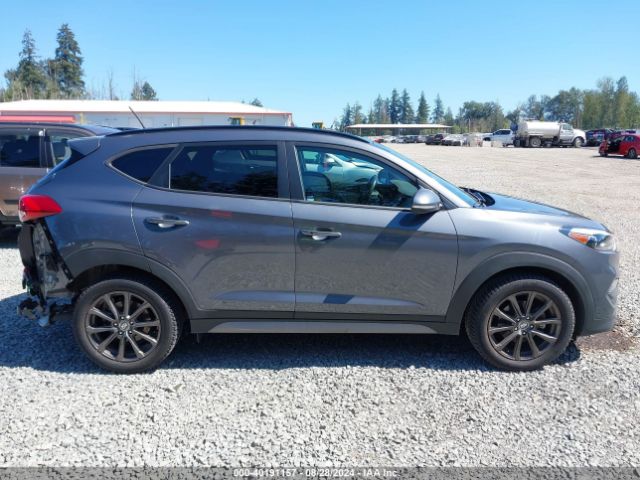 KM8J3CA22HU552970 Hyundai Tucson Value