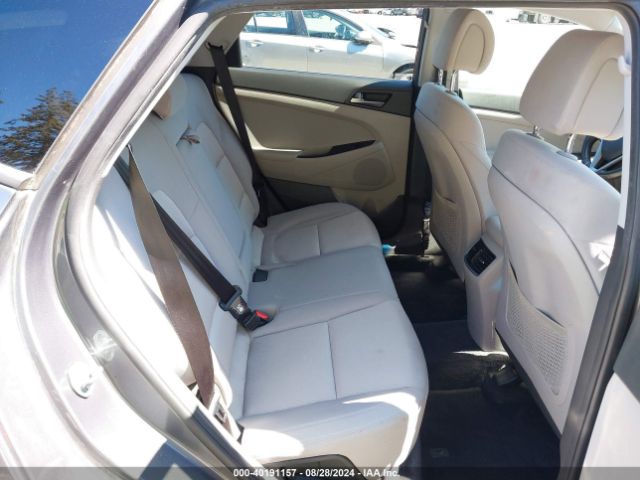 KM8J3CA22HU552970 Hyundai Tucson Value