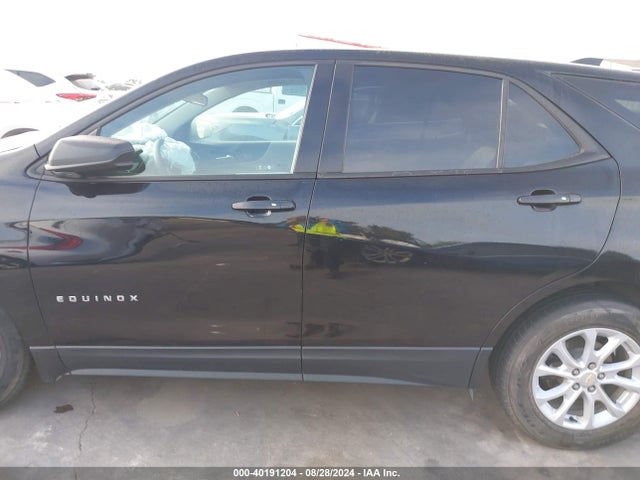 Chevrolet EQUINOX LS 2019 2GNAXHEV2K6237674 Image 13