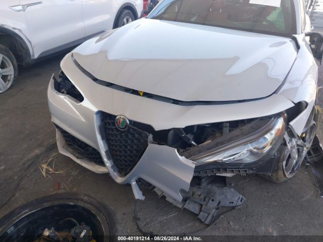 ZARFAMBN2L7638615 Alfa Romeo Giulia Ti Sport Rwd