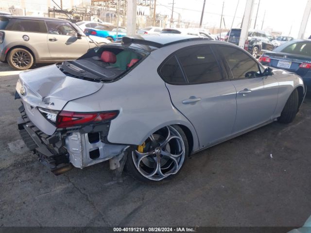 ZARFAMBN2L7638615 Alfa Romeo Giulia Ti Sport Rwd