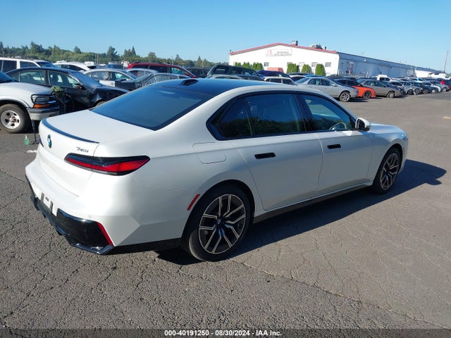 BMW 740 I Xdrive 2024 WBA33EH00RCR48073 Image 4