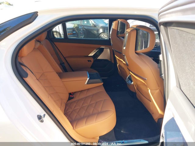 BMW 740 I Xdrive 2024 WBA33EH00RCR48073 Image 8