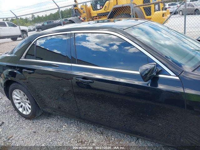 Chrysler 300 2014 2C3CCAAGXEH138514 Image 14