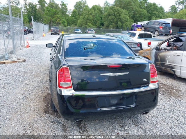 2C3CCAAGXEH138514 Chrysler 300