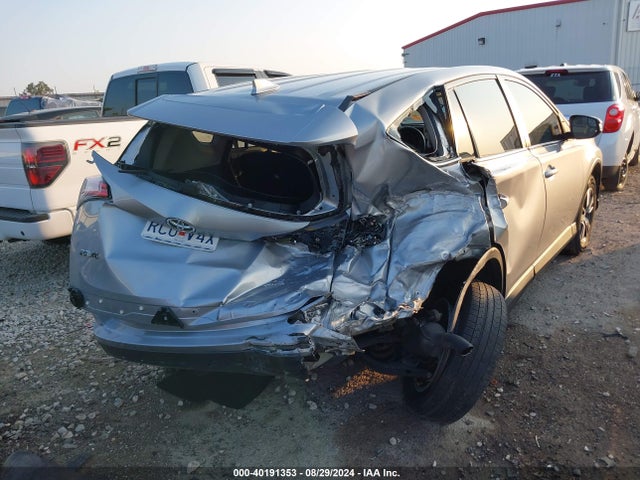 Toyota RAV4 LE 2018 2T3BFREV0JW765707 Image 6