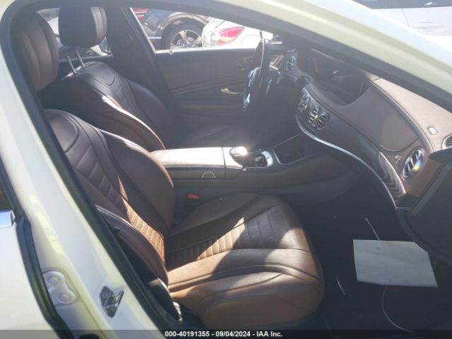 WDDUG8DB1KA490989 Mercedes-Benz S 560