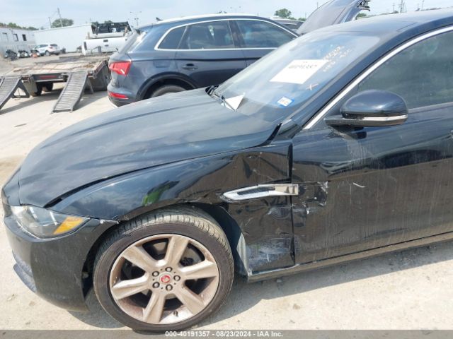 SAJAR4BG2HA951786 Jaguar Xe 25t