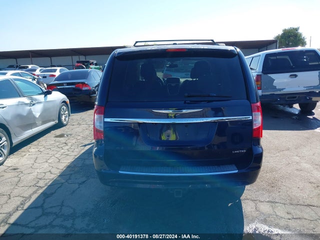 2C4RC1GG5ER203535 Chrysler Town & Country Limited