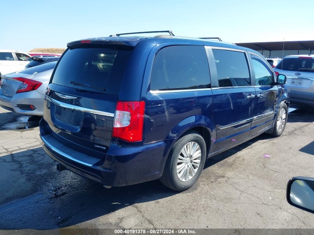 2C4RC1GG5ER203535 Chrysler Town & Country Limited