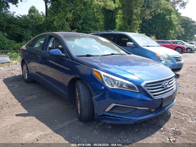Hyundai SONATA SE 2017 5NPE24AF4HH518993 Image 1