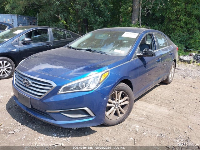 Hyundai SONATA SE 2017 5NPE24AF4HH518993 Image 2