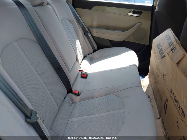 Hyundai SONATA SE 2017 5NPE24AF4HH518993 Image 8