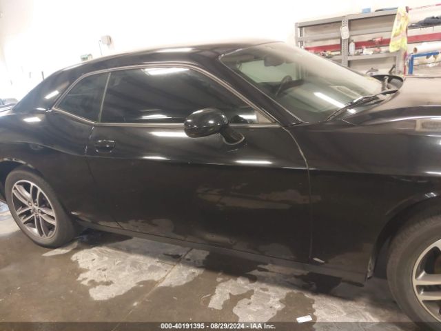 2C3CDZGGXKH603713 Dodge Challenger Sxt Awd