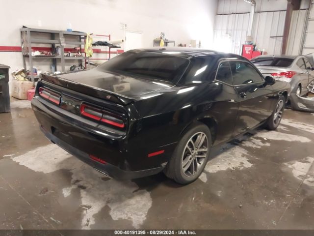 2C3CDZGGXKH603713 Dodge Challenger Sxt Awd