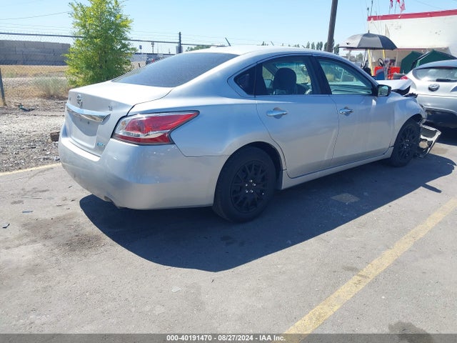 Nissan Altima 2.5 S 2014 1N4AL3AP2EN332353 Image 4