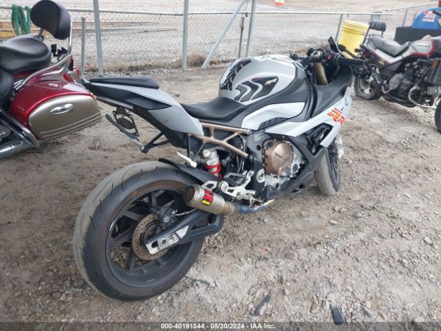 2021 BMW S 1000 WB10E2304M6E82497 Photo 3