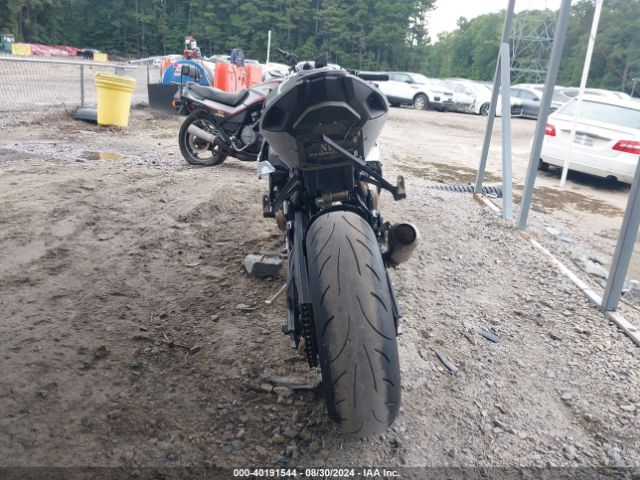 2021 BMW S 1000 WB10E2304M6E82497 Photo 5