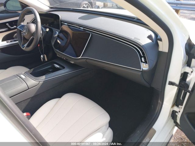 W1KLF4HB8RA008661 Mercedes-Benz E 350 4matic