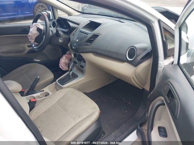Ford FIESTA SE 2019 3FADP4BJ7KM160229 Image 5