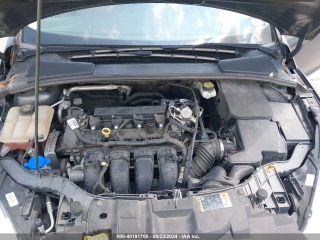 Ford FOCUS SE 2018 1FADP3F29JL253170 Image 10