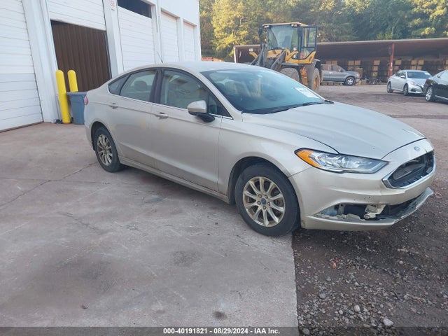Продажа на аукционе авто 2017 Ford Fusion S, vin: 3FA6P0G79HR267387, номер лота: 40191821